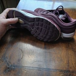 Woman's 97 Nike Air Max 