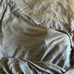 Cold Blanket Can Fit A King Sized Bed