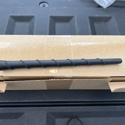 2023 Chevy Colorado Radio Antenna