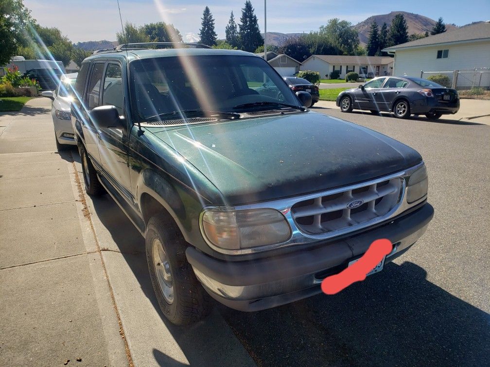 1996 Ford Explorer