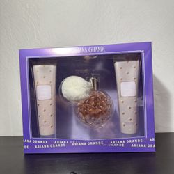 Ariana Grande Perfume 