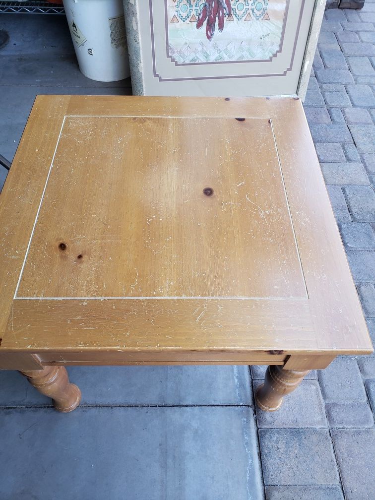 End table or coffee table