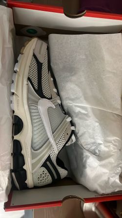 Nike Vomero 5 SuperSonic