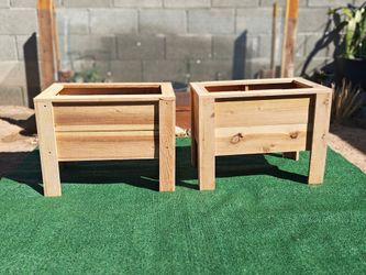 2ft PLANTER BOX