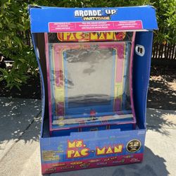 Ms. Pac-Man Arcade Game