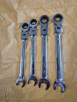 New set of 4 Flex Head Retcheting set of 4. 12mm -15mm