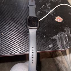 Apple Watch SE 