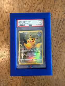 Pikachu 2023 Pokemon Crown Zenith Holo Rare #GG30 PSA Authenticated 9 Card