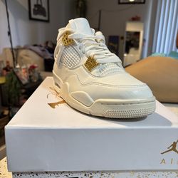 Jordan 4