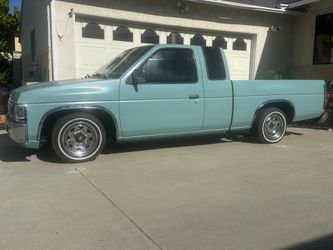1995 Nissan Pickup