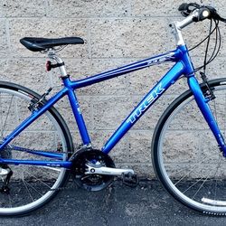 Trek Hybrid Road Bike  - Medium - Great Condition 