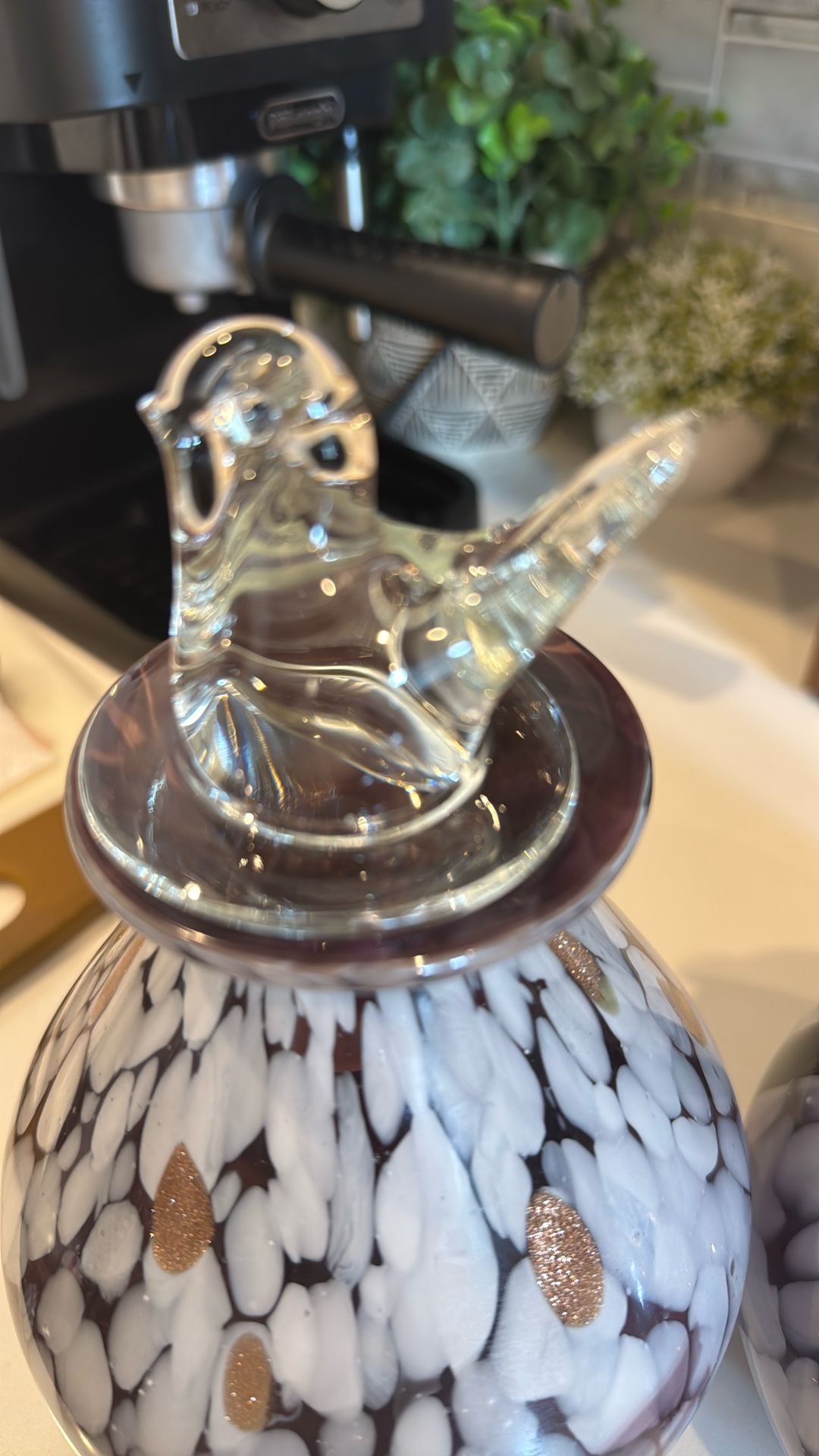 Two Vases With Bird Design