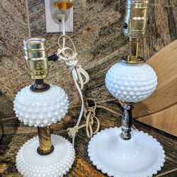 Hobnail Nightstand lamps