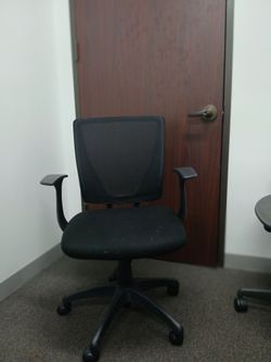 Black Mesh Back Office Chair