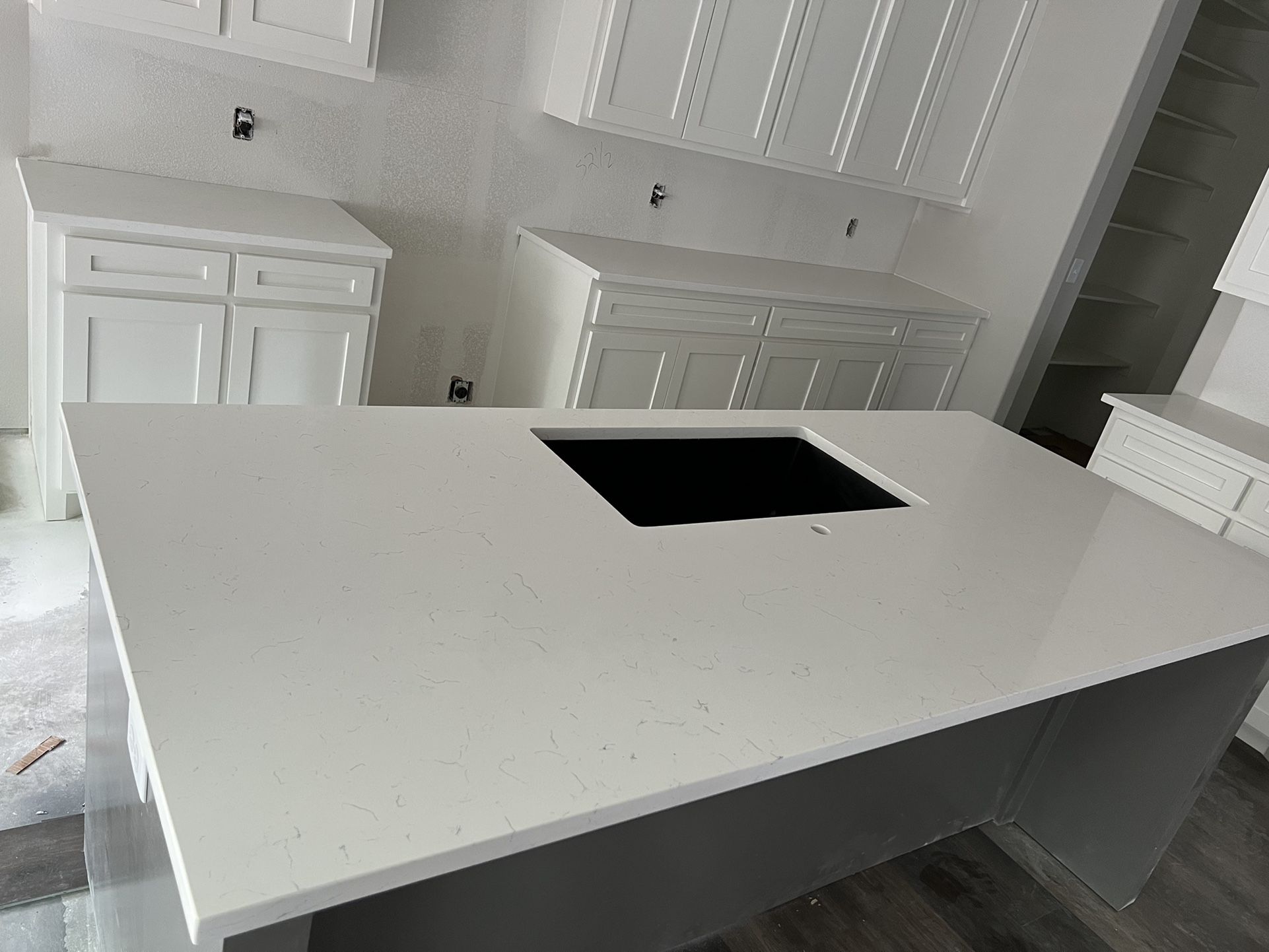 Quartz Countertops Level 3