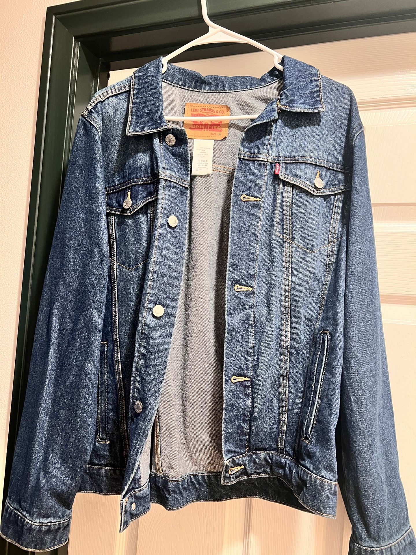 Vintage Levi’s Denim jacket Unisex XL