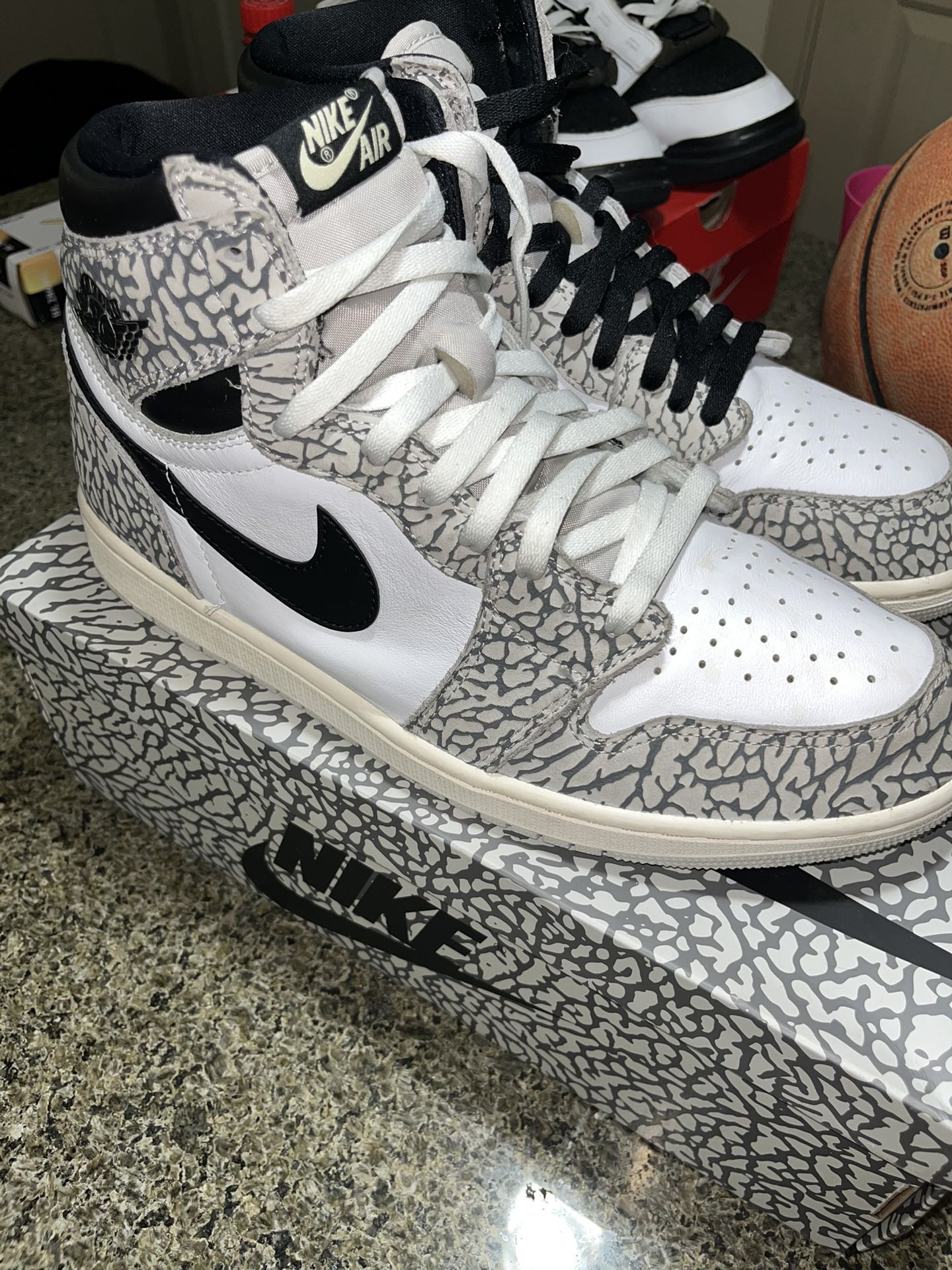 Jordan Dunks