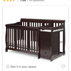 Baby Crib-5 In 1 Convertible Crib And Changer 