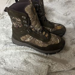 Ozark Trail Hunting / Snow Boot Size 7 Camo