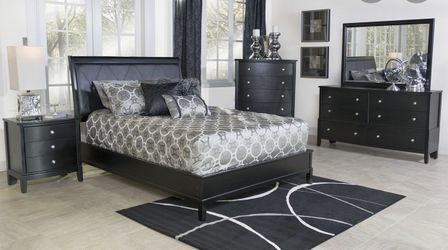 Calking bedroom set w/ mattress