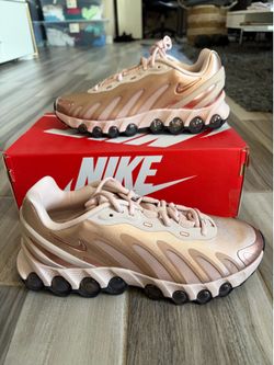 Women's Nike Air Max DN8 Shoes - Rose Gold Metallic Red Bronze - Size 8.5