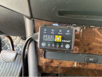 Pedal commander