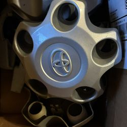 Toyota Center Caps For Steel Wheels 