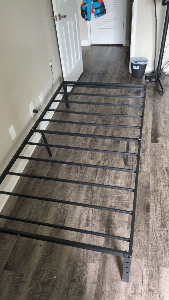 Twin Size Metal Bed