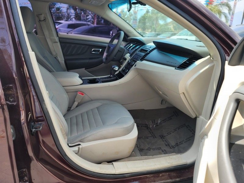 2011 Ford Taurus