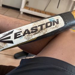 Bbcor Easton 30/27 Baseball Bat 