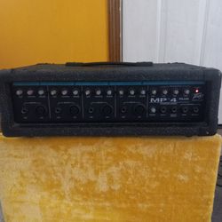 Peavey MP 4 Plus Mixer Amplifier 