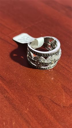 LEVIAN 14k/Diamond Ring