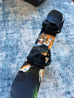Rossignol Retox 156 cm snowboard/Burton bindings/new wax-and others snowboard gear