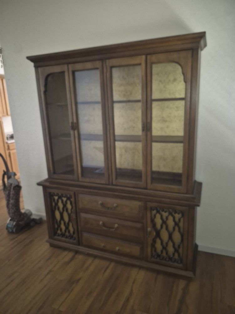 Table Desk / Dinning Room Furniture Hutch
