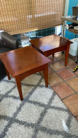 Vintage, Shaker-style, End Tables – matching pair