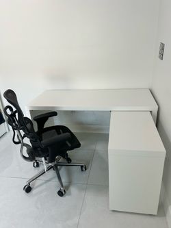 Complete Home Office Set. IKEA MALM Desk + Eurotech Ergohuman Chair. Like New