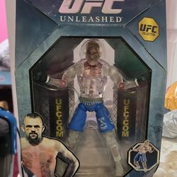2010 Jakks UFC Unleashed Chuck "The Iceman" Liddell UFC Collection Action Figure. NIB 