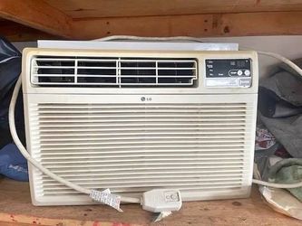 LG 6400 BTU Window AC unit