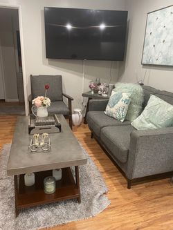 Moving sale