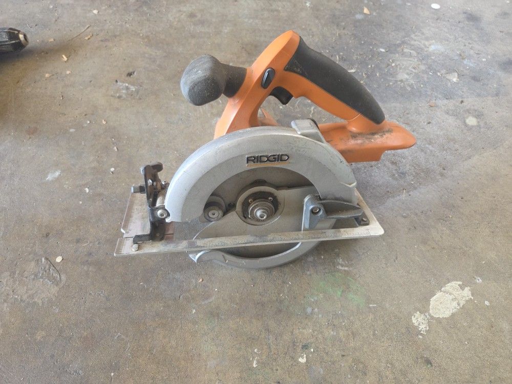 Ridgid Cordless Saw
