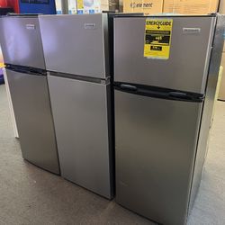 Frigidaire 7.5cu Mini Fridge 