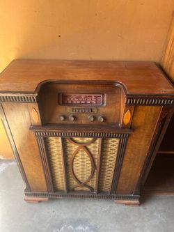 Antique Radio