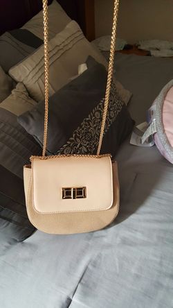 Small long chain shoulder purse