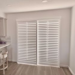 Interior Wood Shutters- Custom, Plantation, Professional Installation, Licensed Company, Window Treatments & Coverings, Persianas De Madera, Espanol