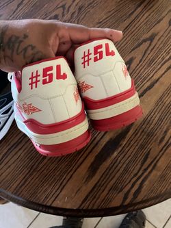 Lv sneaker