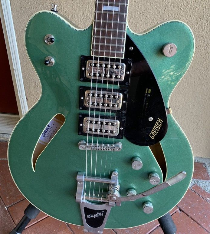 Gretsch G2627T Streamliner Center Block 3-Pickup Green Real TV JONES PU’s Bigsby