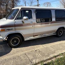 1991 Chevrolet G20 Sportsvan
