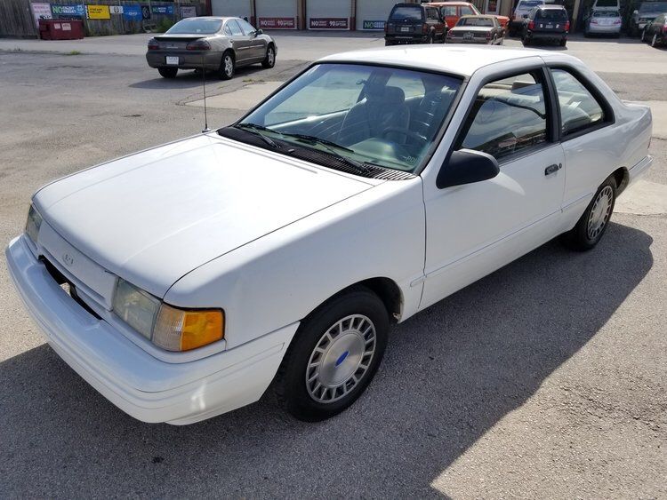 1993 Ford Tempo (88,xxx miles only !! )
