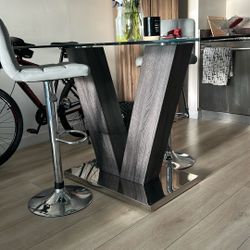 Dining Room Table For Sale