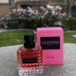 Valentino Women Perfume